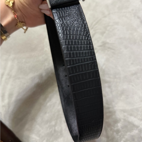 Calvin Klein Black Croc-Embossed Leather Belt with Silver Buckle - Picture 4 of 12